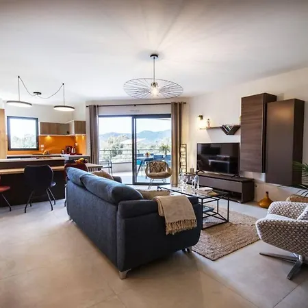 Les 3 Baigneuses : 2 Chambres, Neuf Proche De Toutes Commodites شقة